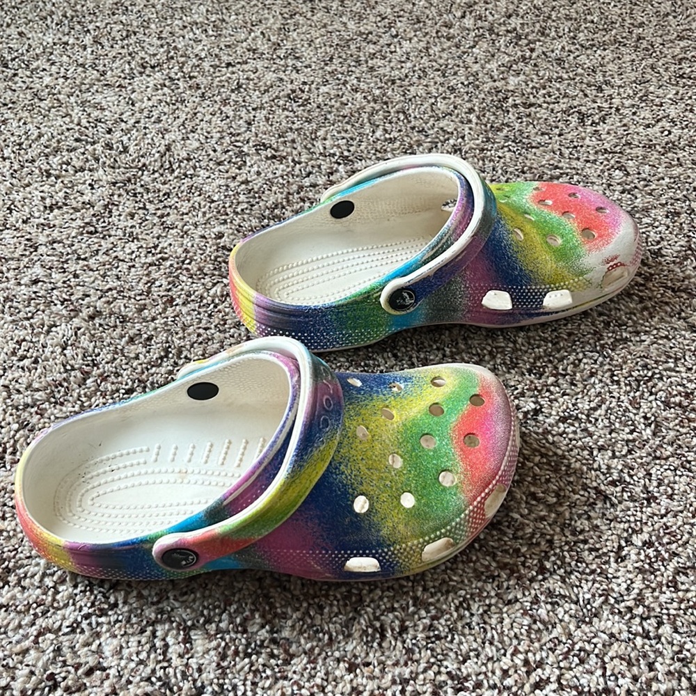 Crocs - Picture 3 of 6